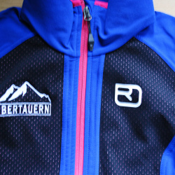 Bekleidungs-Stickerei in Salzburg, Obertauern – Bestickung von T-Shirts, Jacken, Hemden,…